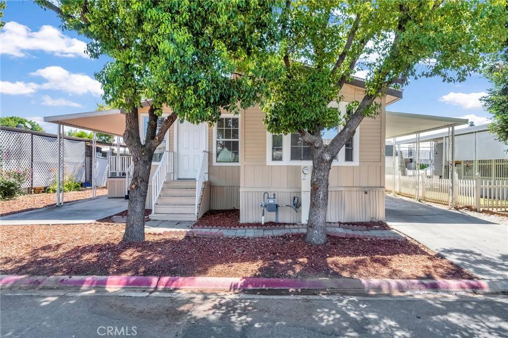 Madera, CA 93628,1218 E Cleveland #103