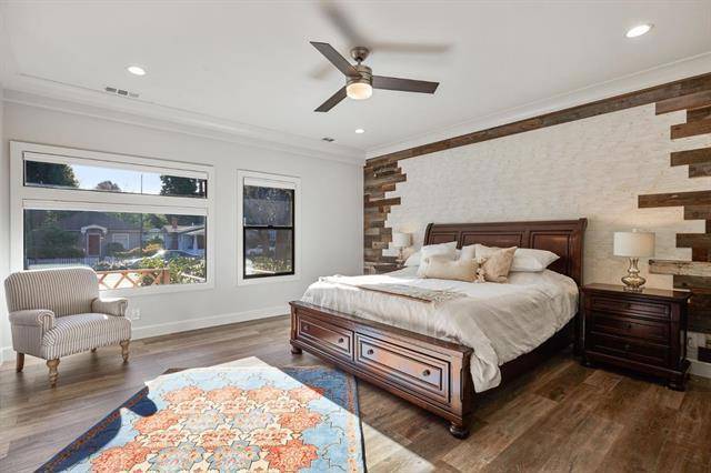 Palo Alto, CA 94301,251 Middlefield RD