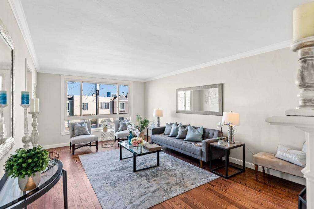 CA 94116,2643 43rd AVE