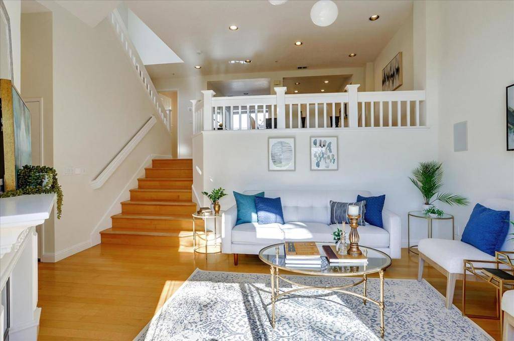 Mountain View, CA 94043,Address not disclosed