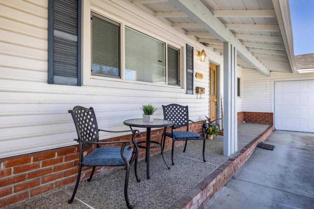 Cupertino, CA 95014,19764 La Mar DR