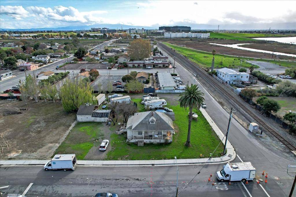 CA 95002,1413 El Dorado ST