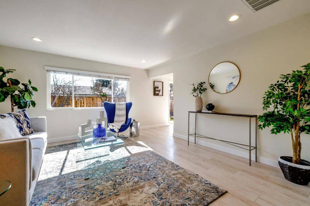 Union City, CA 94587,Address not disclosed