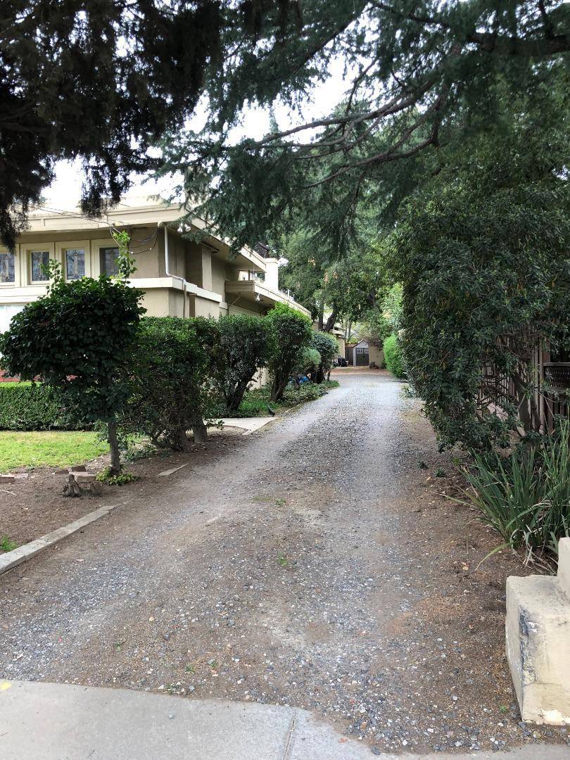 San Jose, CA 95125,1439 Newport AVE