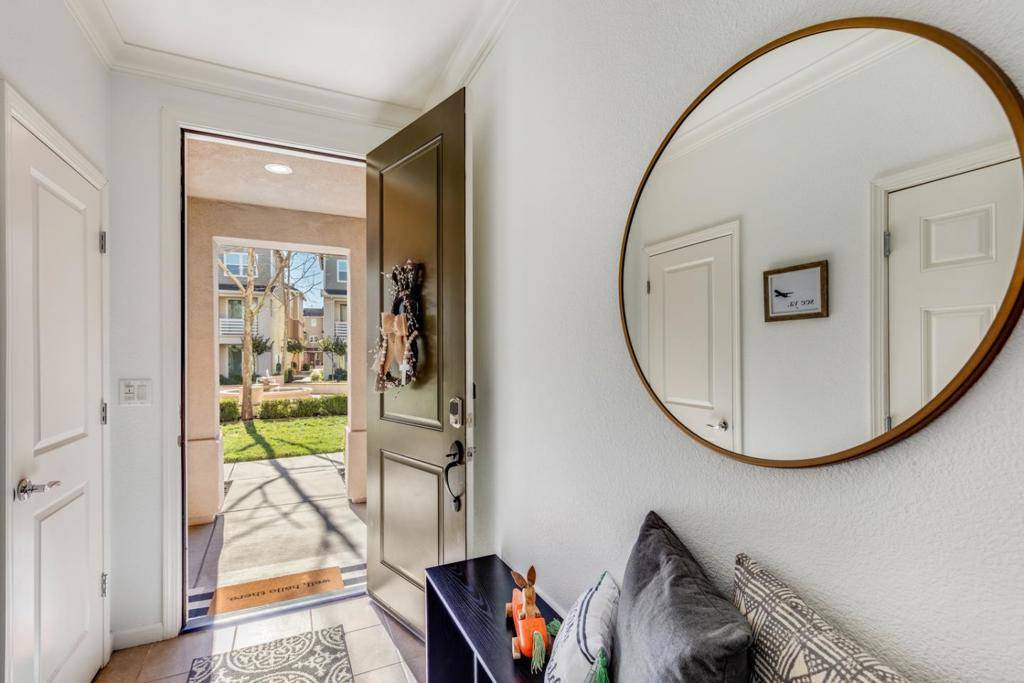 Morgan Hill, CA 95037,Address not disclosed