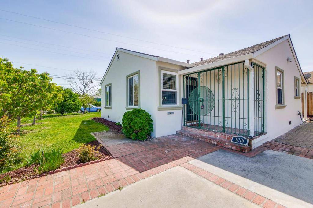 East Palo Alto, CA 94303,Address not disclosed