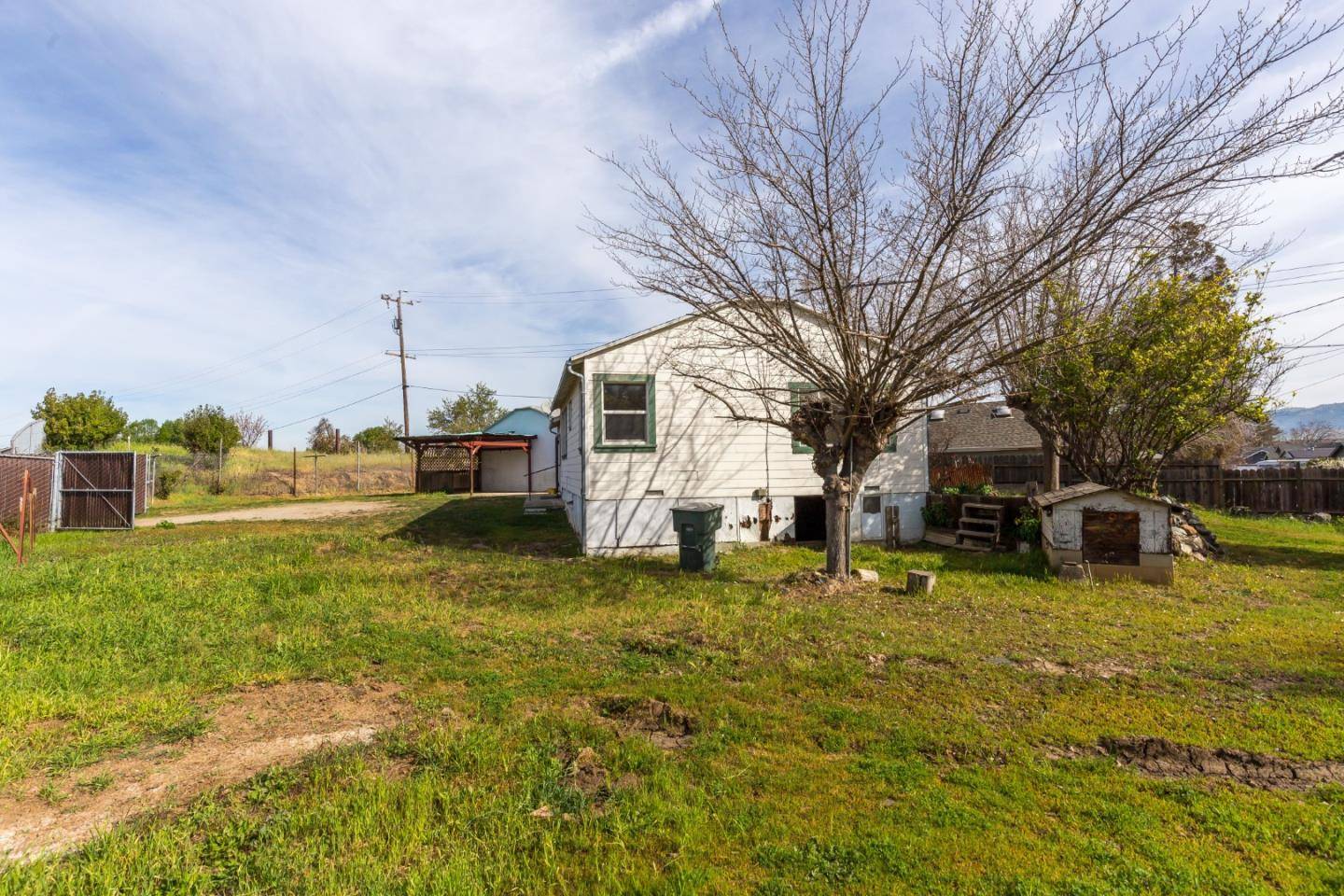 Morgan Hill, CA 95037,18660 Hale AVE