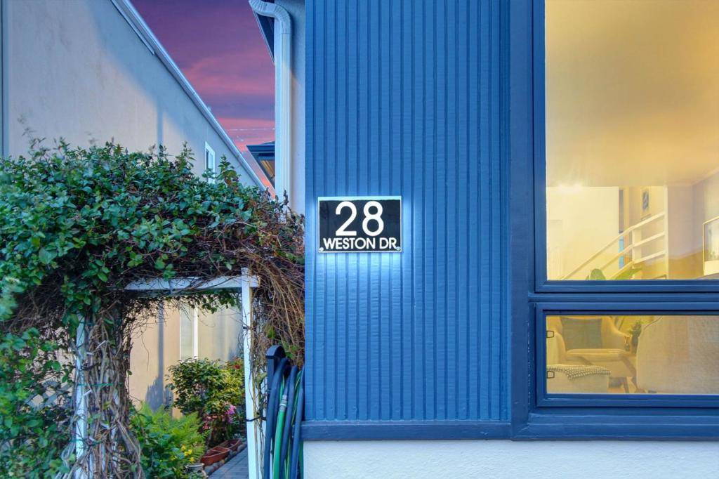 Daly City, CA 94015,Address not disclosed