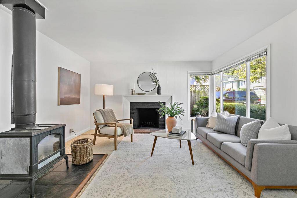 Daly City, CA 94015,Address not disclosed