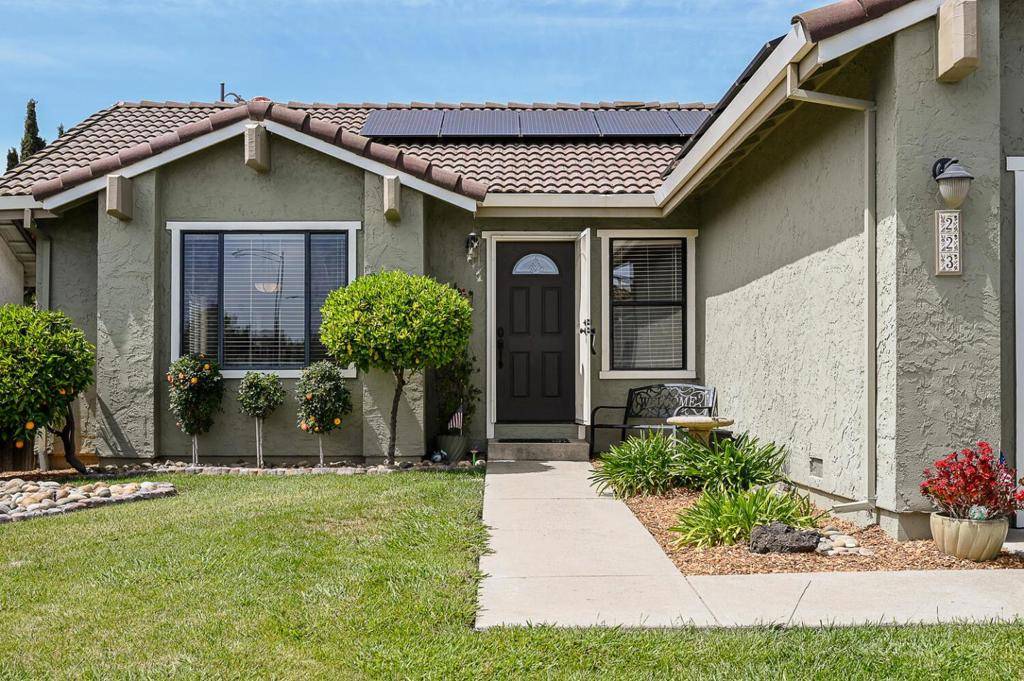 Morgan Hill, CA 95037,223 Bender