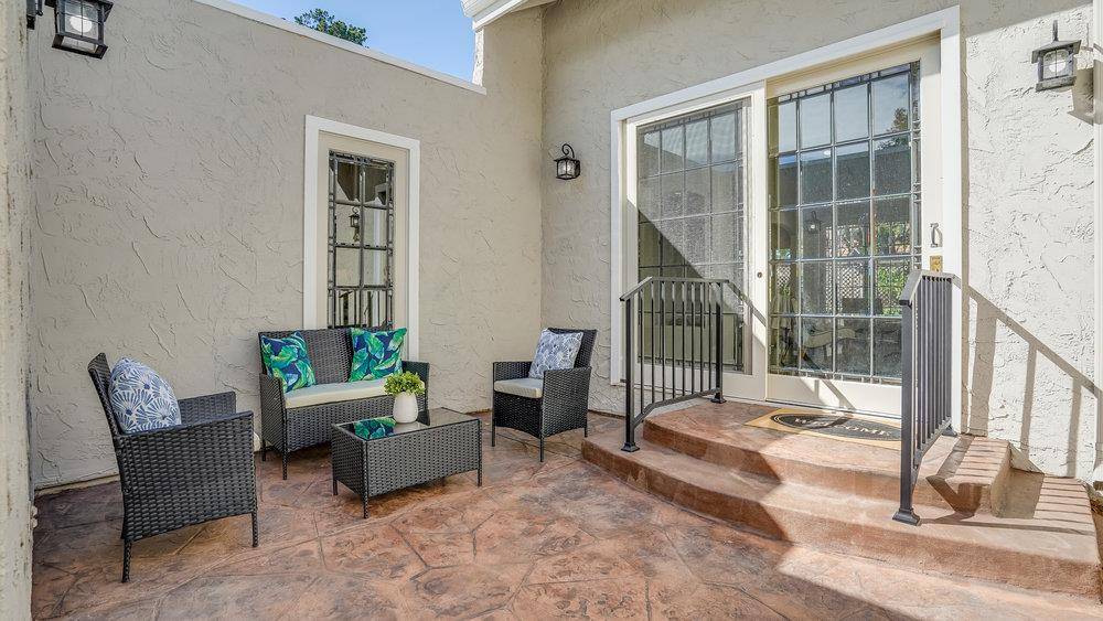 Mountain View, CA 94040,Address not disclosed