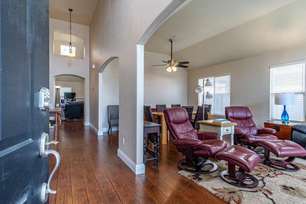 Salinas, CA 93906,Address not disclosed