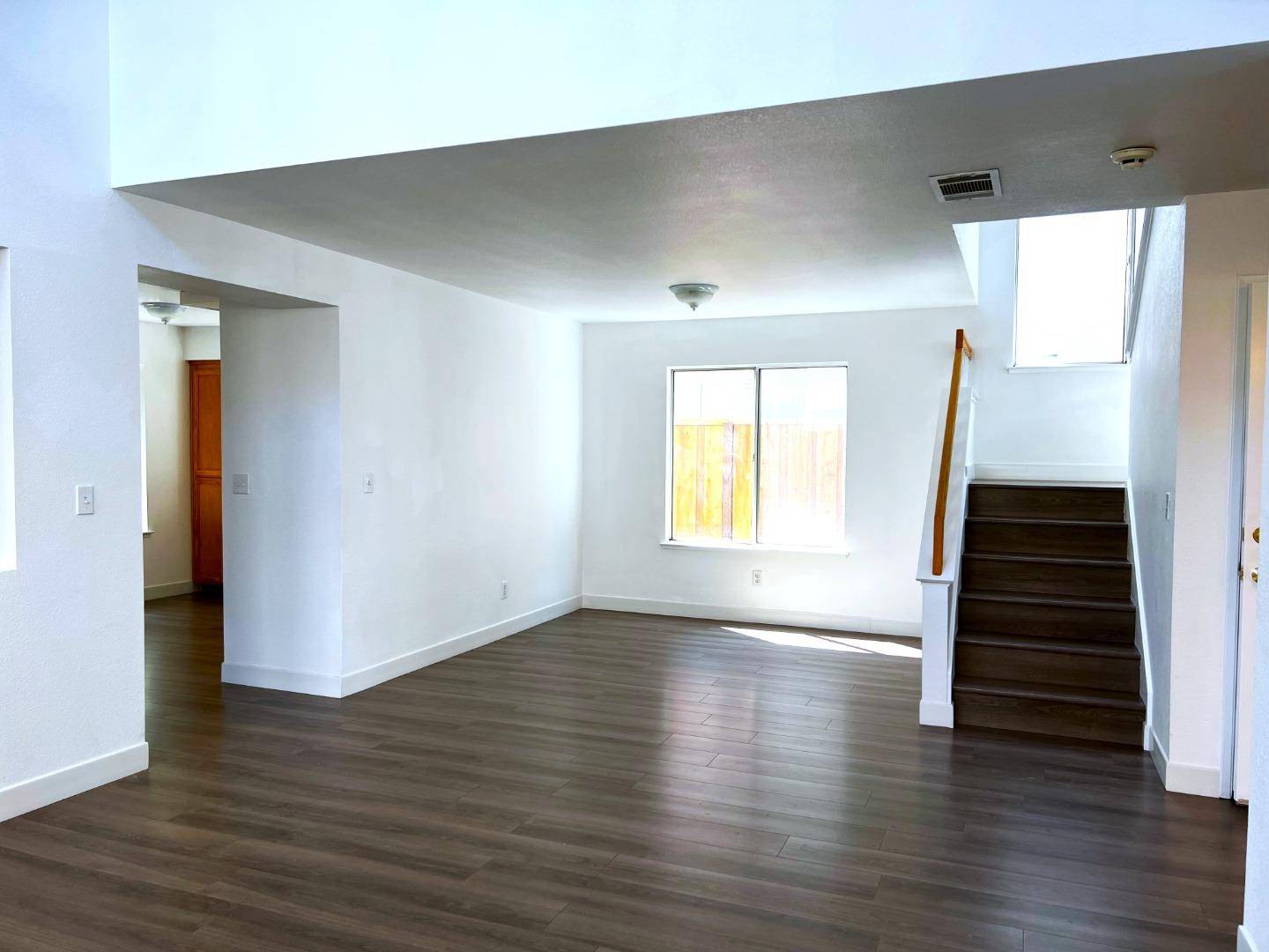 Oakley, CA 94561,Address not disclosed