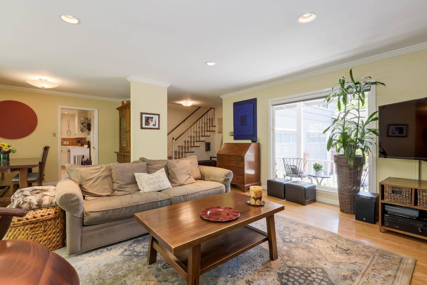 Menlo Park, CA 94025,Address not disclosed