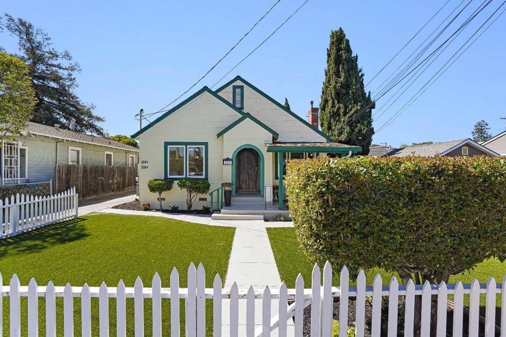 Redwood City, CA 94061,220 Madison AVE