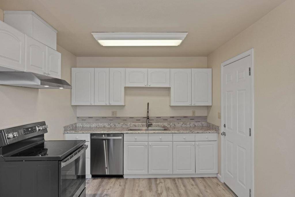 Capitola, CA 95010,Address not disclosed