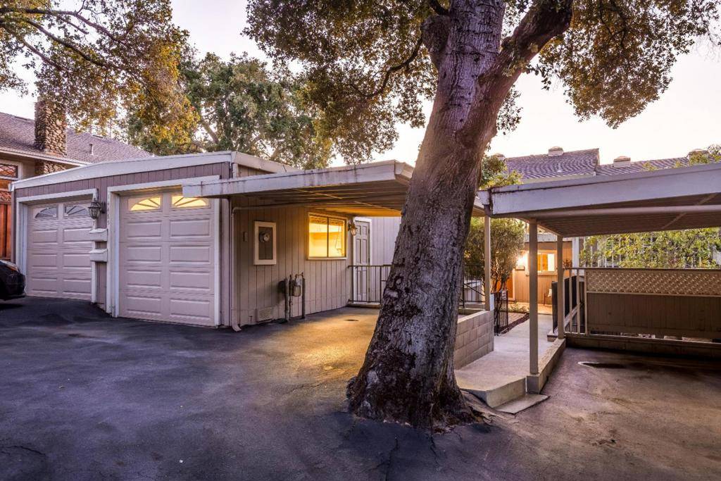 Saratoga, CA 95070,14465 OAK ST