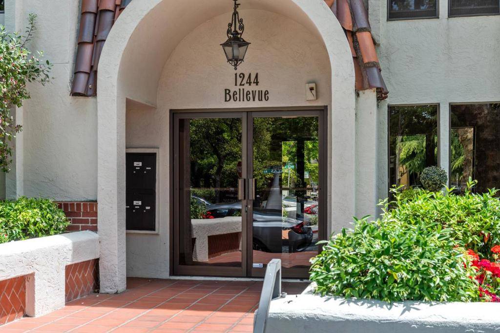 Burlingame, CA 94010,Address not disclosed