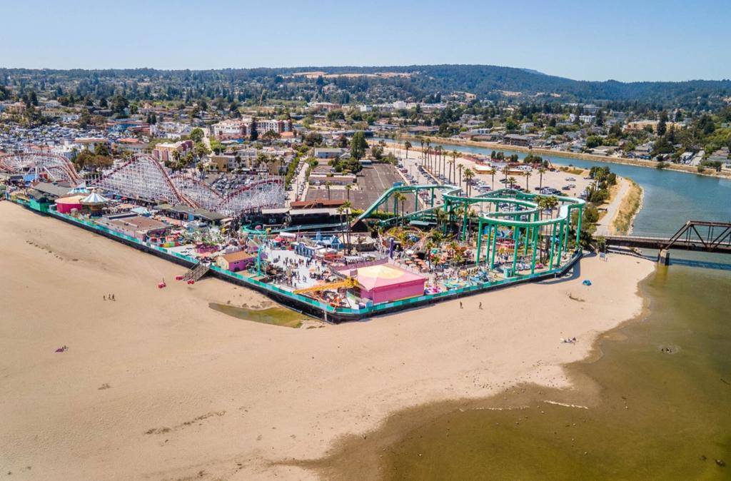 Santa Cruz, CA 95065,130 Goss AVE