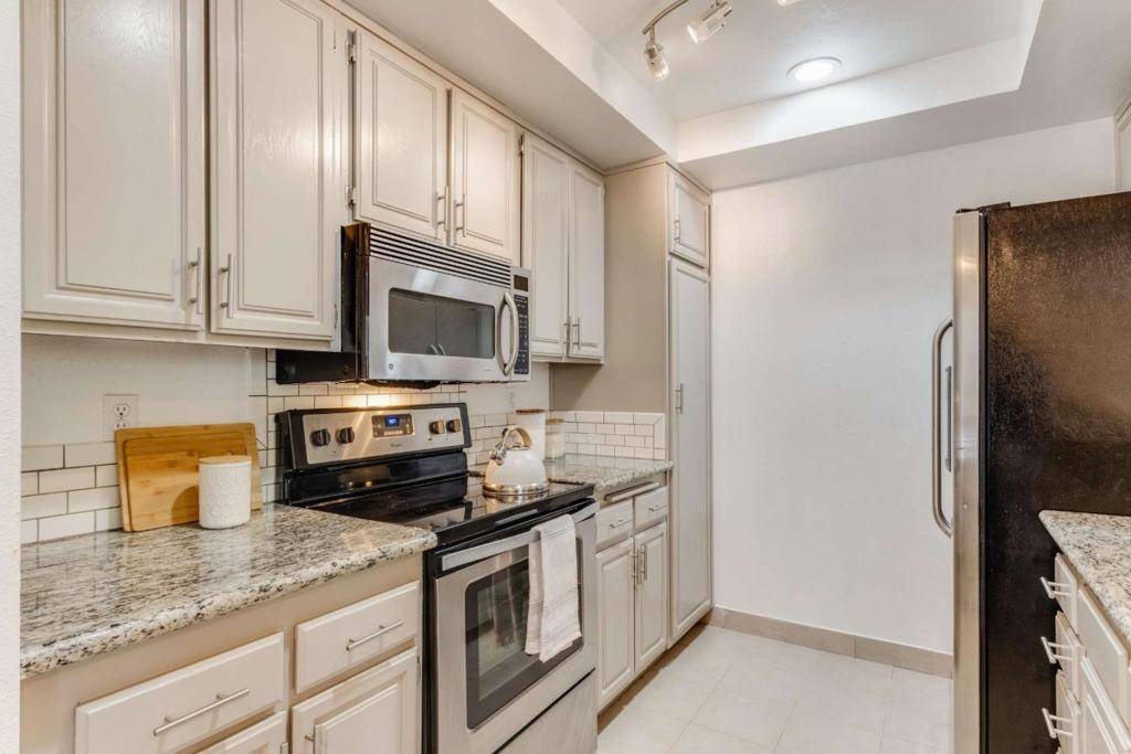 Newark, CA 94560,6304 Buena Vista DR #A