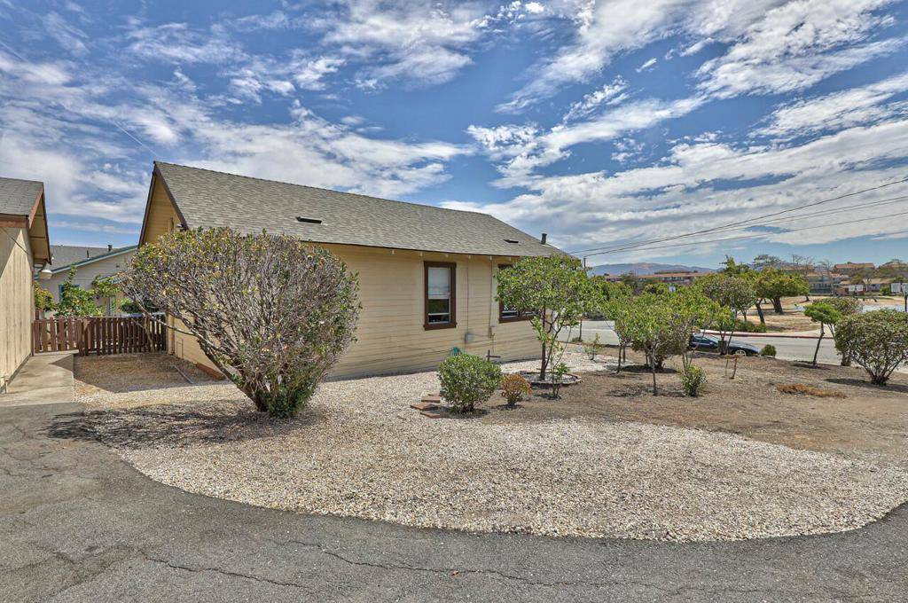 Salinas, CA 93905,257 N Madeira AVE