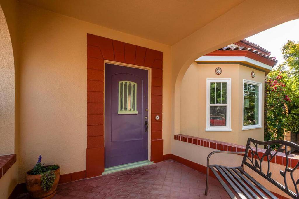 San Mateo, CA 94402,1301 Maple ST