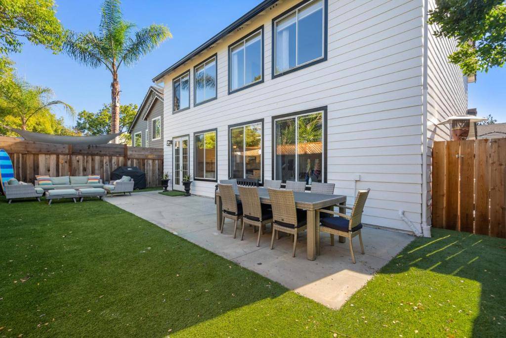 Scotts Valley, CA 95066,204 Navigator DR