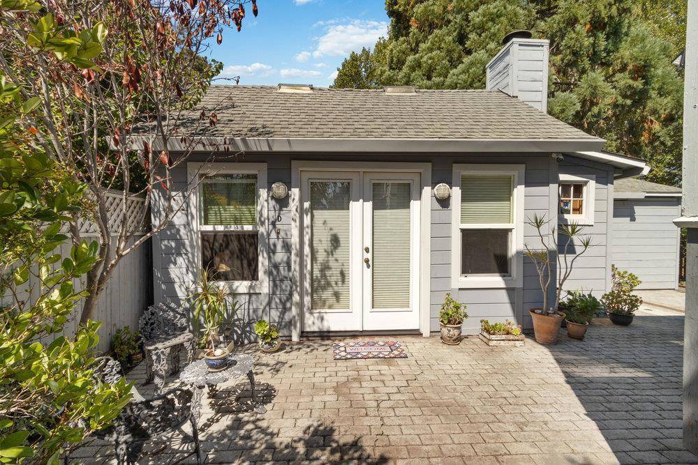 Santa Cruz, CA 95060,839 Riverside AVE