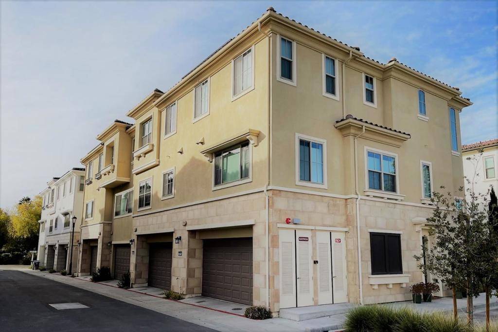Sunnyvale, CA 94085,321 Harcot TER
