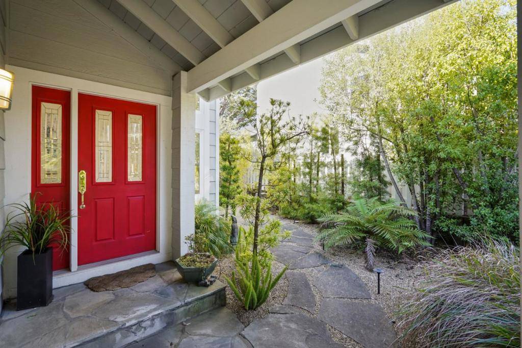 Half Moon Bay, CA 94019,30 River Oaks RD