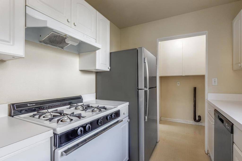 Santa Cruz, CA 95062,119 Catalpa ST