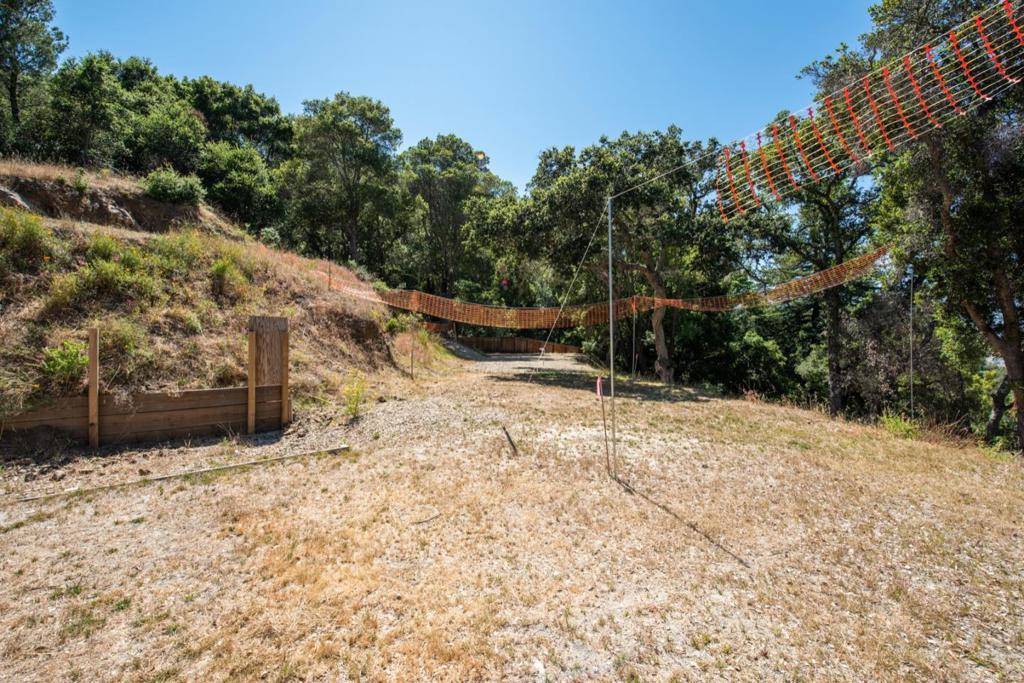 Big Sur, CA 93920,46199 Clear Ridge RD