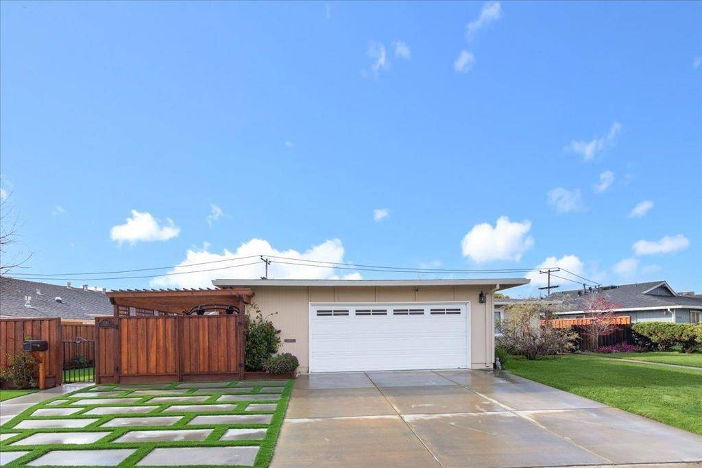 San Mateo, CA 94403,Los Prados ST