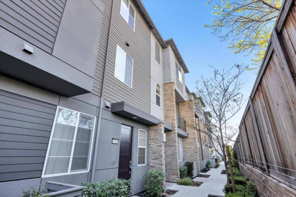 Hayward, CA 94544,29480 Urbia WAY