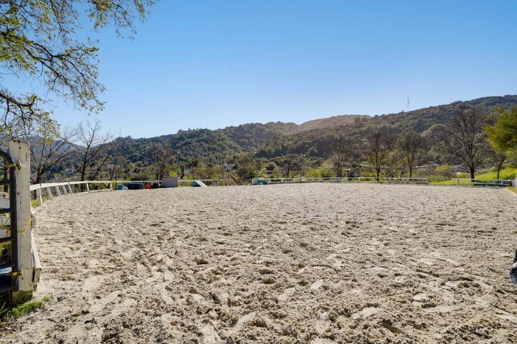 Saratoga, CA 95070,22200 Mount Eden RD