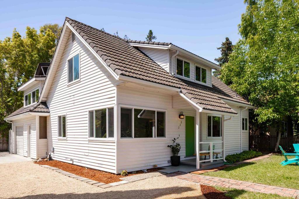 Menlo Park, CA 94025,222 Oak CT