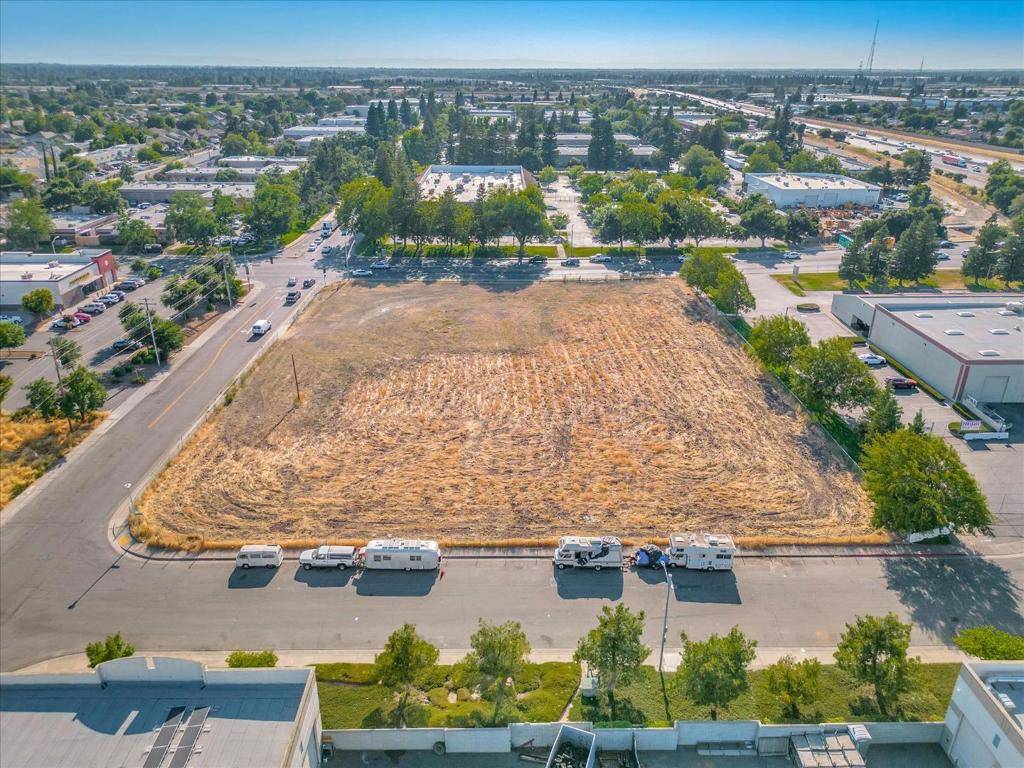 Sacramento, CA 95838,3940 Norwood AVE