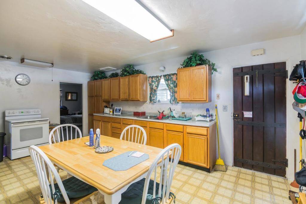 Soquel, CA 95073,5035 Soquel DR