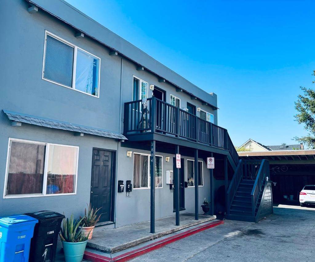 Redwood City, CA 94063,2804 Curtis AVE