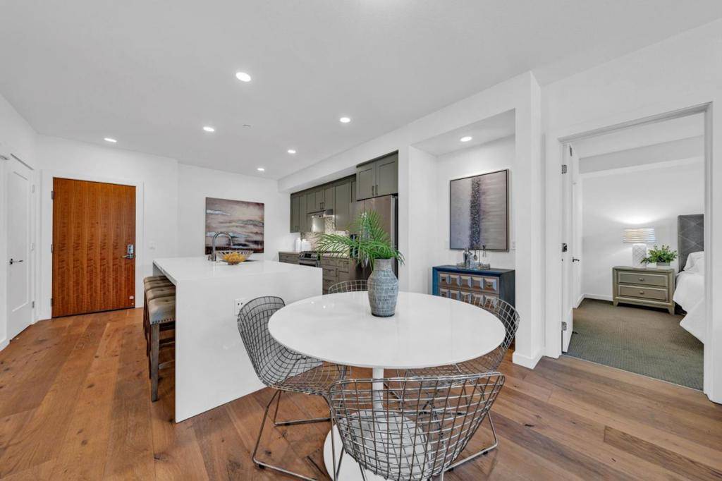 Belmont, CA 94002,400 El Camino Real #117