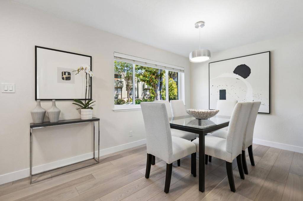 Palo Alto, CA 94301,610 Forest AVE