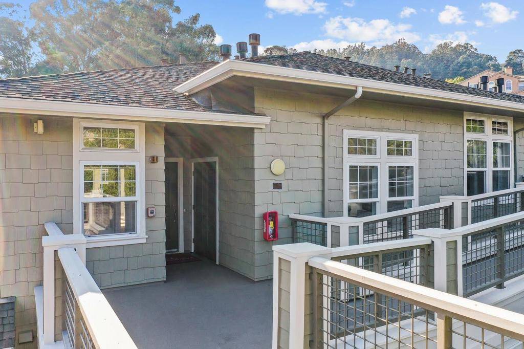 Brisbane, CA 94005,131 Elfin CT