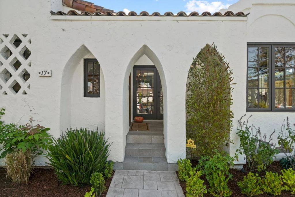 Burlingame, CA 94010,17 Stanley RD