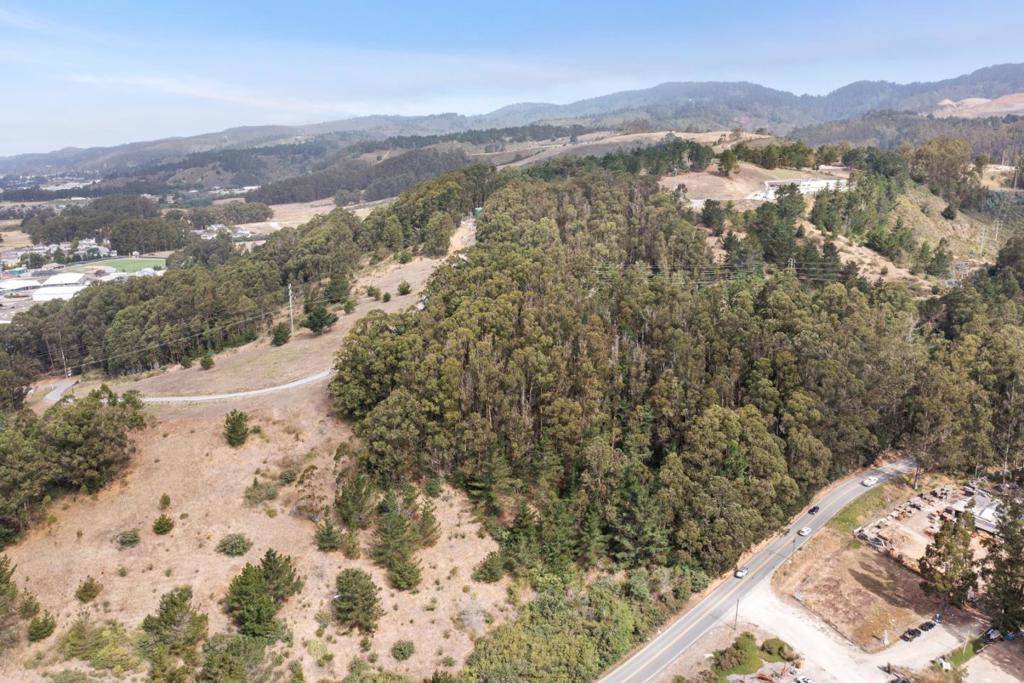 Half Moon Bay, CA 94019,0 Lewis Foster DR