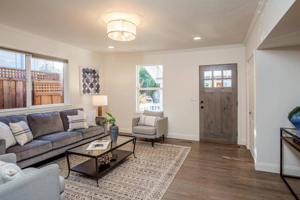 Menlo Park, CA 94025,2151 Oakley AVE