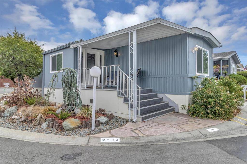 Campbell, CA 95008,9 Timber Cove DR