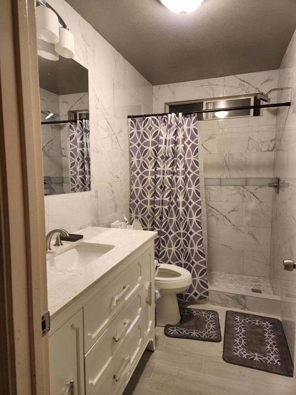 Gonzales, CA 93926,1236 Cabernet DR