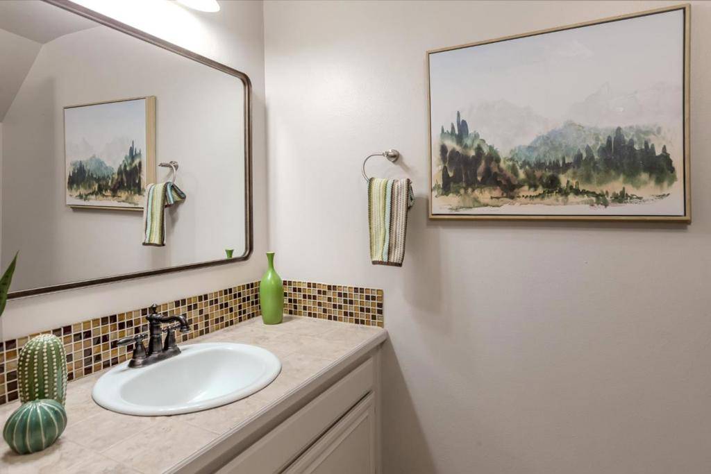 San Jose, CA 95136,4711 Holston River CT