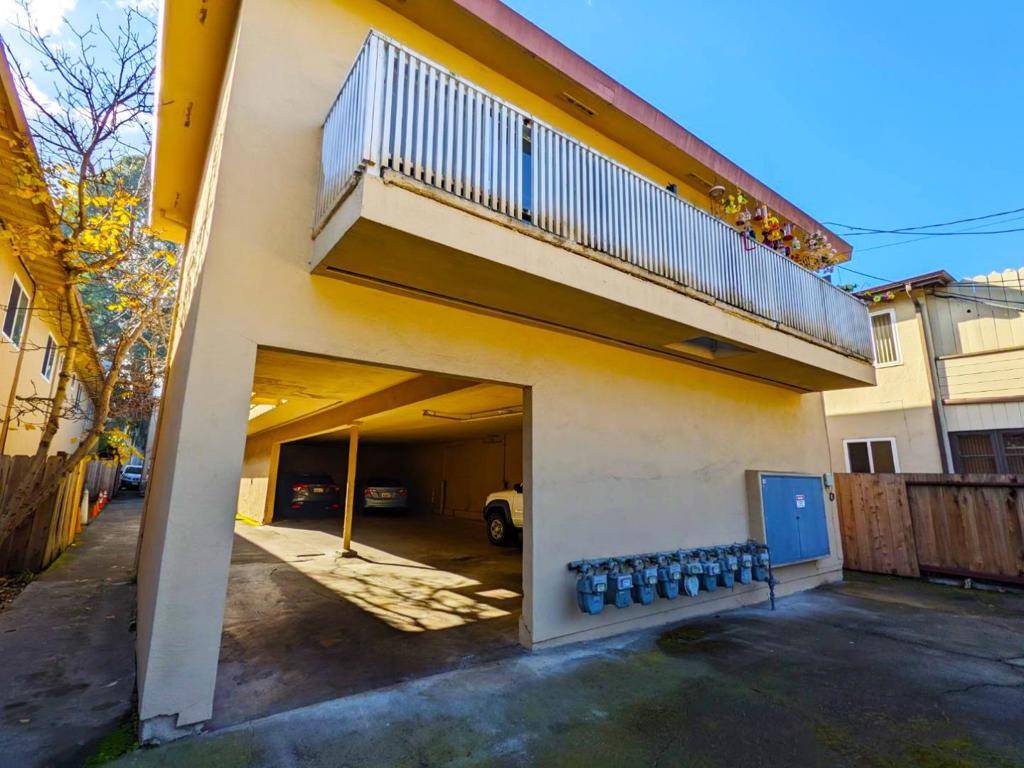 Burlingame, CA 94010,1020 El Camino Real