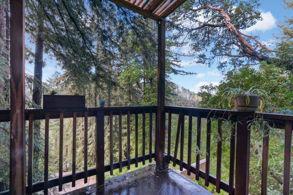 Felton, CA 95018,11377 Lakeview AVE